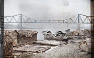 Sông Hồng và cầu Long Biên ở Hà Nội năm 1915