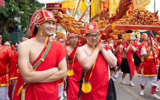 Khôi phục lễ hội Chùa Láng sau 70 năm vắng bóng