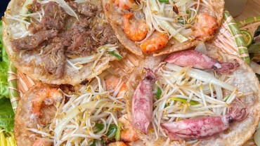 Đánh giá Tiệm Ăn Xúc Xắc