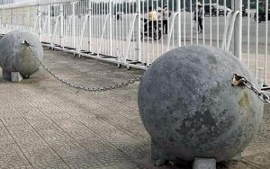 Sân vận động Mỹ Đình bị Trung Quốc yểm bùa?