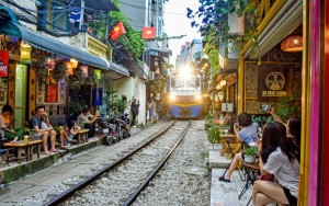 Cần giữ lại đường tầu qua nội đô lịch sử như nhật bản?