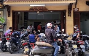 Phố Bát Đàn food tour