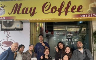 MAY COFFEE trên phố Bát Đàn