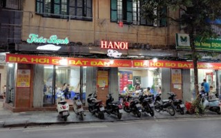 Quán Bia Hói Bát Đàn (50 Bát Đàn, Phố cổ Hà Nội)