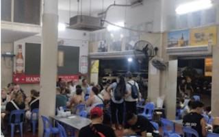 Cửa hàng Ngọc Linh trên phố Bát Đàn