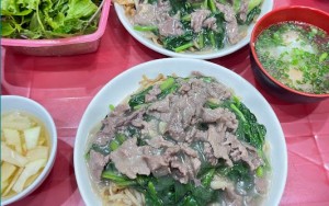 Phở Xào 32 Bát Đàn trên phố Bát Đàn