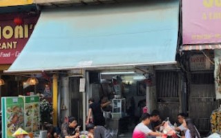 Quán Bún Dọc Mùng (47 Bát Đàn, Phố cổ Hà Nội)