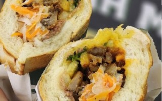 Mámì Bread Lab trên phố Bát Đàn