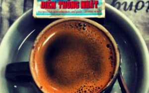 Cafe 61 Bát Sứ trên phố Bát Sứ