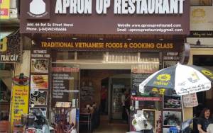 Bún ngan bà Thông (56 P. Bát Sứ, Phố cổ Hà Nội)